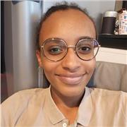 Étudiante donne cours d’anglais à Rennes